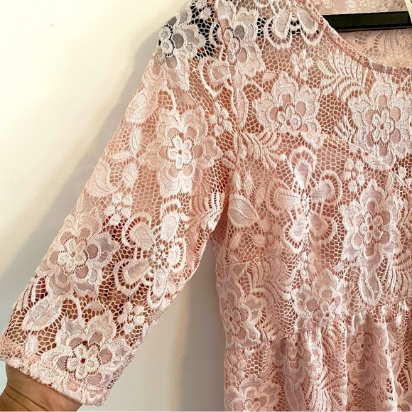 HELLO MIZ Lace Draped Empire Waist Maternity Top, Size Medium - Picture 5 of 14